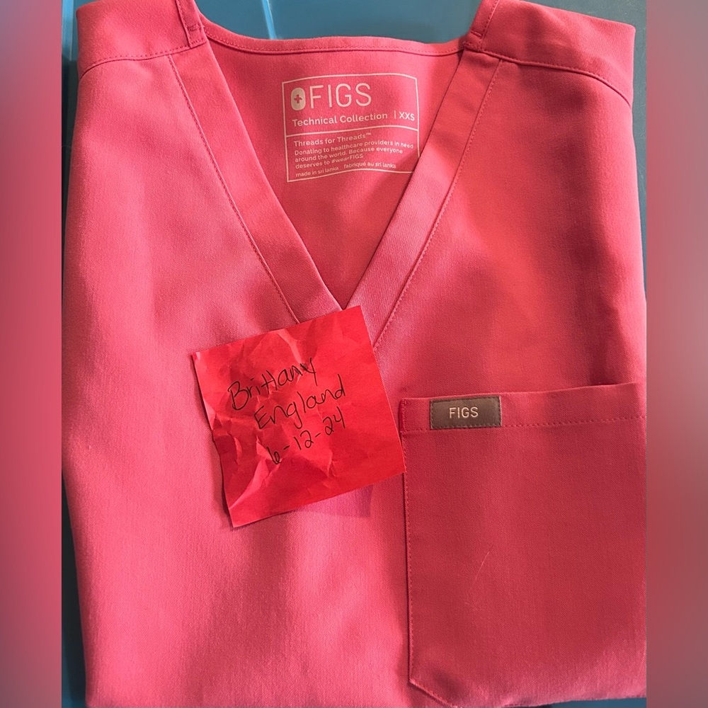 Figs desert rose XXS one pocket Catarina top